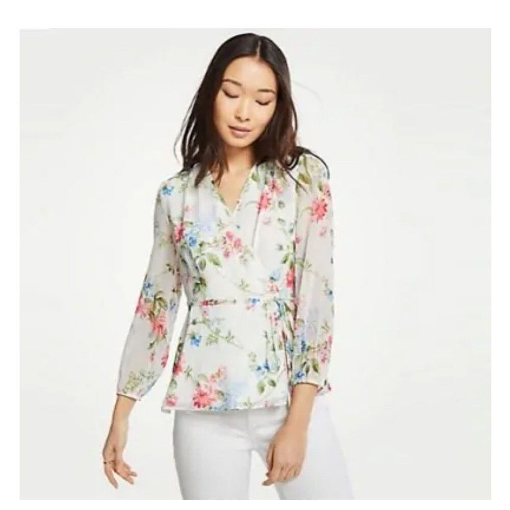Ann Taylor Faux Wrap Peplum Blouse Size 2P Pink White Floral Cottagecore Pastel